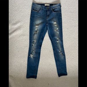 ✨2/$20✨ Bullhead High Waisted Distressed Jeans